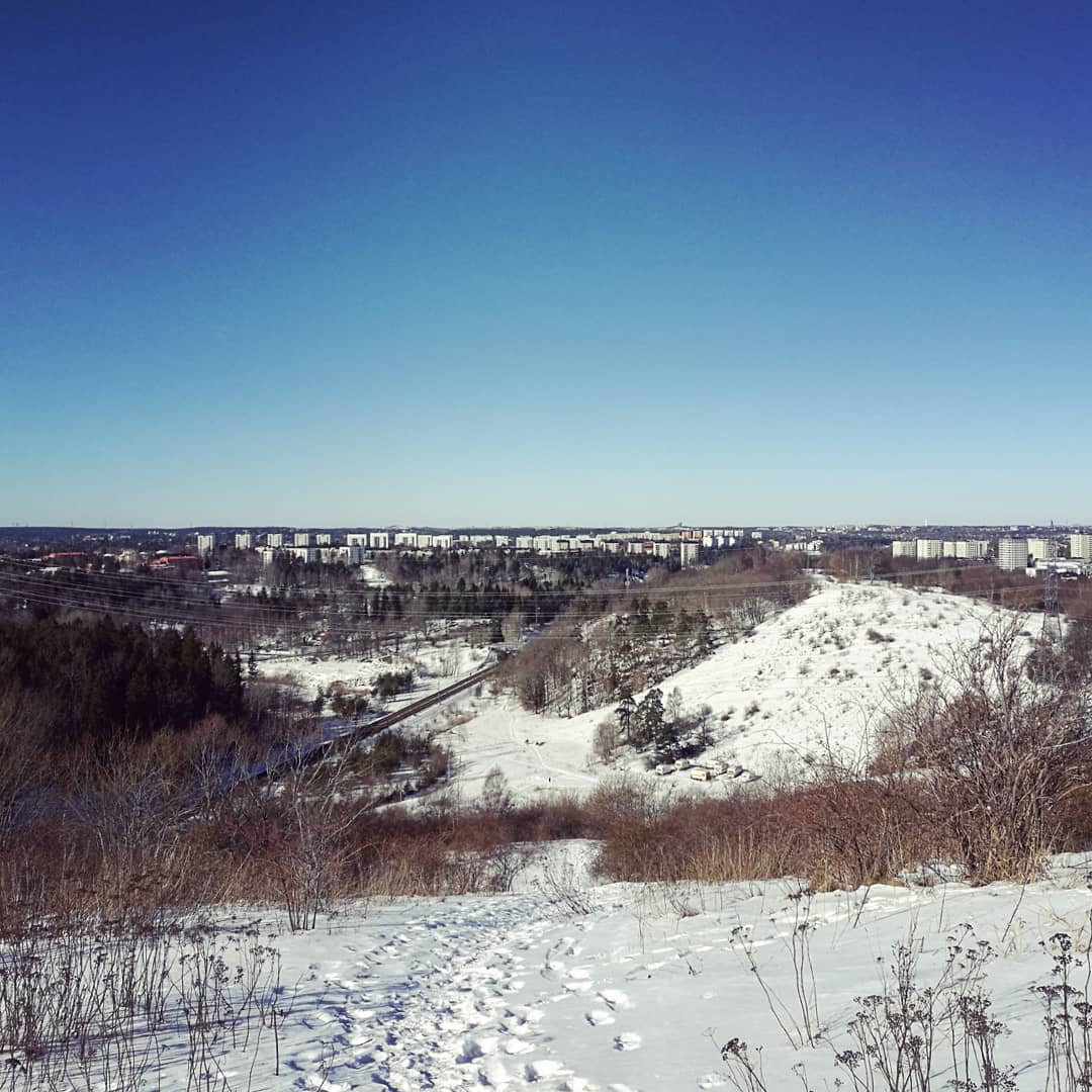 Mars: 100 km #löpning, 100 kr till <a href="/cancerfonden/">Cancerfonden</a> cancerfonden.se/insamlingar/1-…