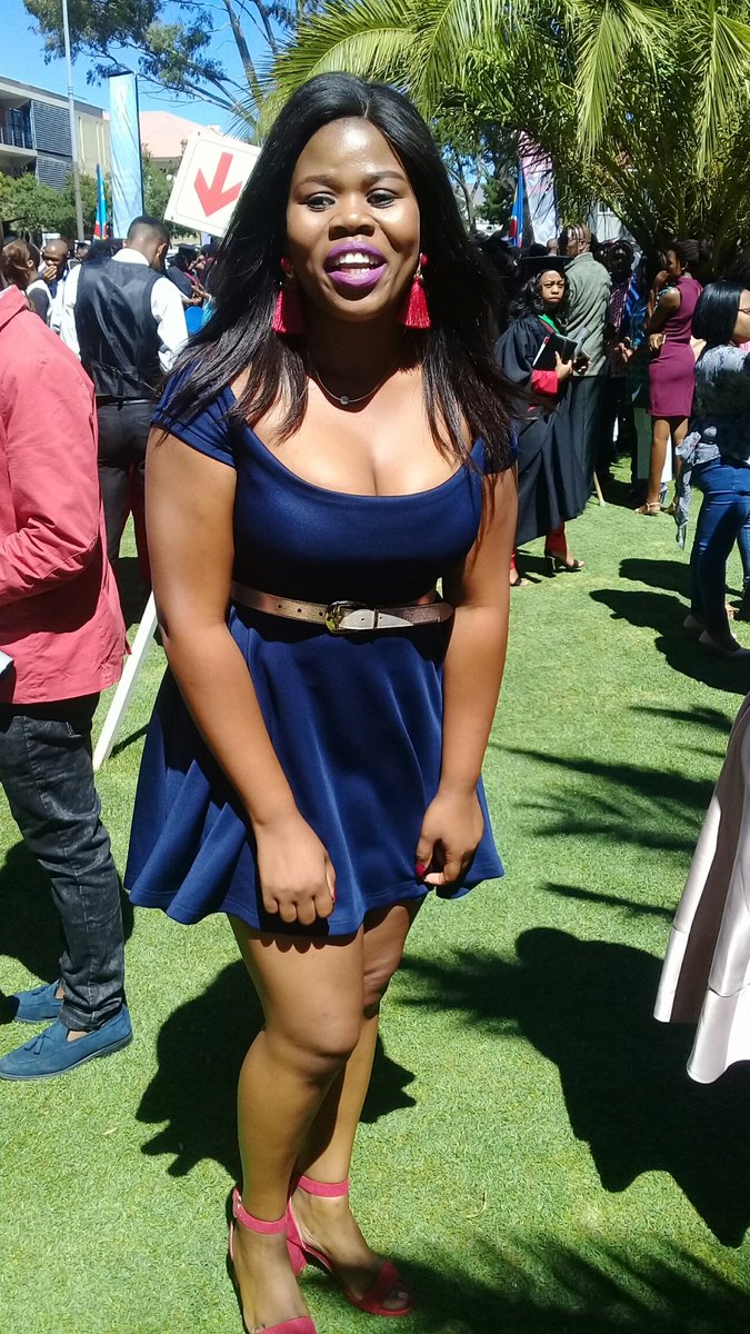 AsathiMadara's tweet image. B-Tech in Project Management obtained 🙌😇🤗💃💃🎓🎓 #GraduationSeason #ProudlyCUTGraduate #FutureProjectManager #2ndRound