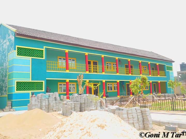 BornoYoung's tweet photo. Gov @kashimshettima built a modern school to Fulani (kanuri's slaves). Its Nbororo (Nomadic Fulani) primary & secondary school in New G.R.A Maiduguri Borno State. #Education #EducationForAll #EducationisPower #ShapeTheFuture #BackToSchool #InsideBorno #Northeast.#BetterEducation https://t.co/n45kAbGffY