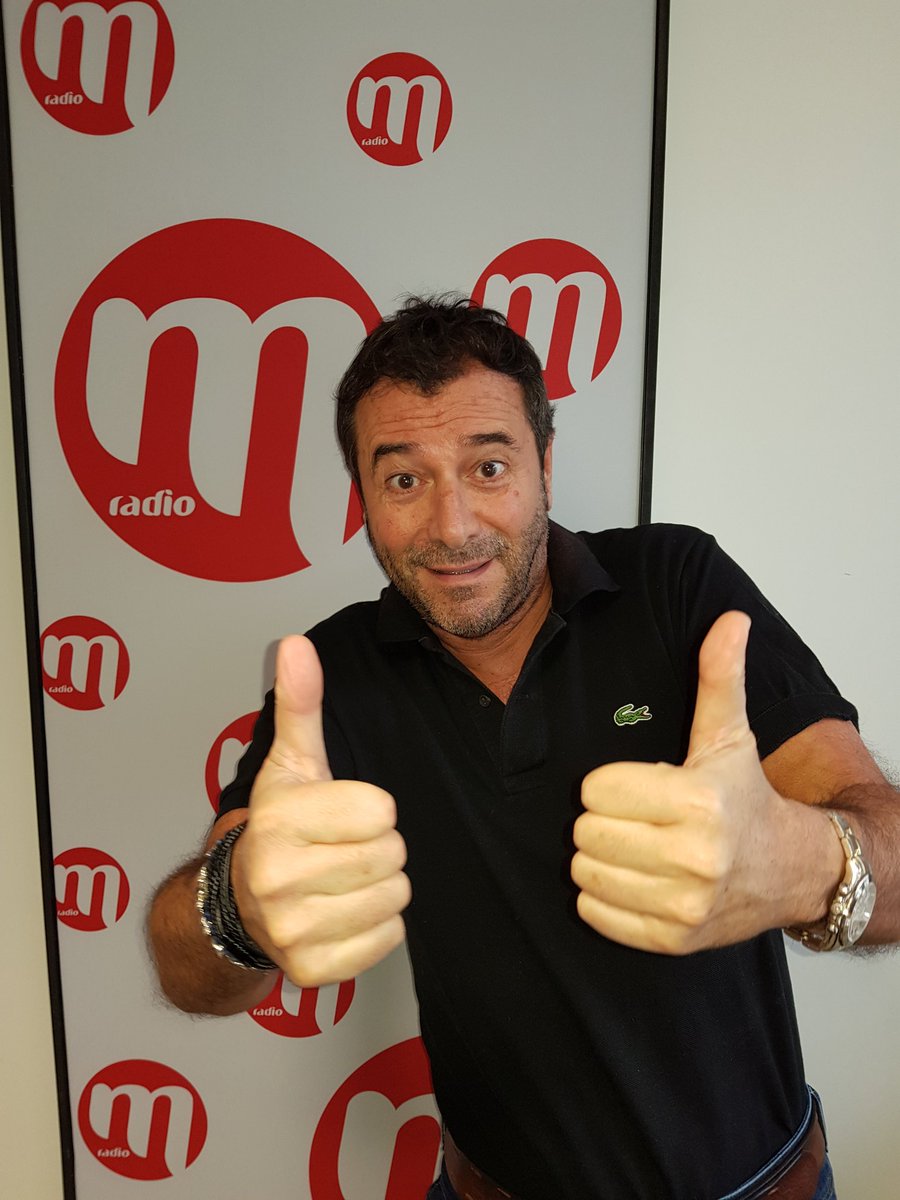 bernard_montiel's tweet photo. On compte sur vous sur @mradiofr Gagnez une #semainedevacances @sibluvillages ☎️3618 touche1 jusqu'à 12h et ce soir @TPMP @C8TV @Cyrilhanouna avec l ami @Benabar_ 👏😘👍 https://t.co/4z1ILI43zh