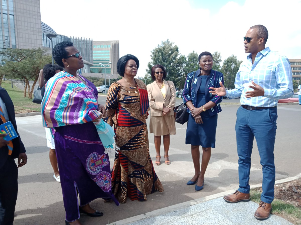 AU_WGYD's tweet photo. Site visit of the Women sculpture Garden and portrait project. Celebrating #African #Woman. 
#PressforProgress
#All4Gender https://t.co/qOQkgixsD3