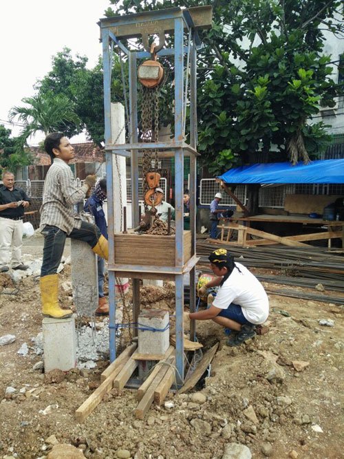 SolusiBeton's tweet image. Procedure pengujian dgn PDA Test ini tidak hanya berlaku utk tiang pancang beton saja, pengujian ini juga bisa dilakukan utk tiang pancang kayu, tiang pancang baja, bore pile dan strauss pile - goo.gl/JXwJqB
#pdatest
#tespda
#piledrivinganalyzer 
#pdatestboredpile