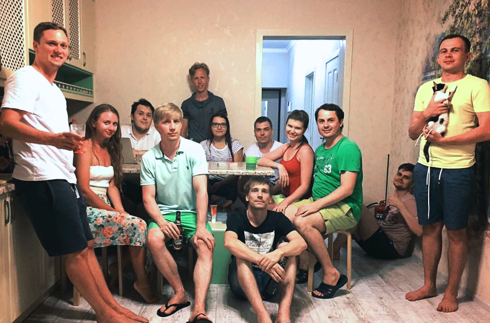 maximumratio's tweet image. Апрель! Скоро сойдёт снег! А мы начинаем готовиться к Ratio Summer Camp 2018 – в прошлом году на две недели на море выбралась где-то половина команды. Надеемся взять новую высоту этим летом. Посоветуете куда выбраться?