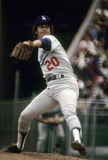 Happy 73rd birthday to HOF P Don Sutton. 324 wins, 58 shutouts. 