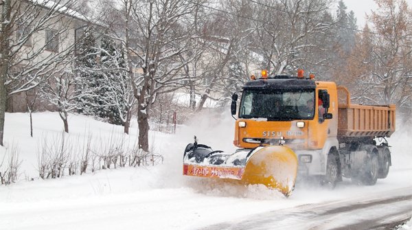 sakariala's tweet image. Suomalaisella sisulla tästäkin takatalvesta selvitään. #SisuAuto #suomalainen #Karis #Karjaa