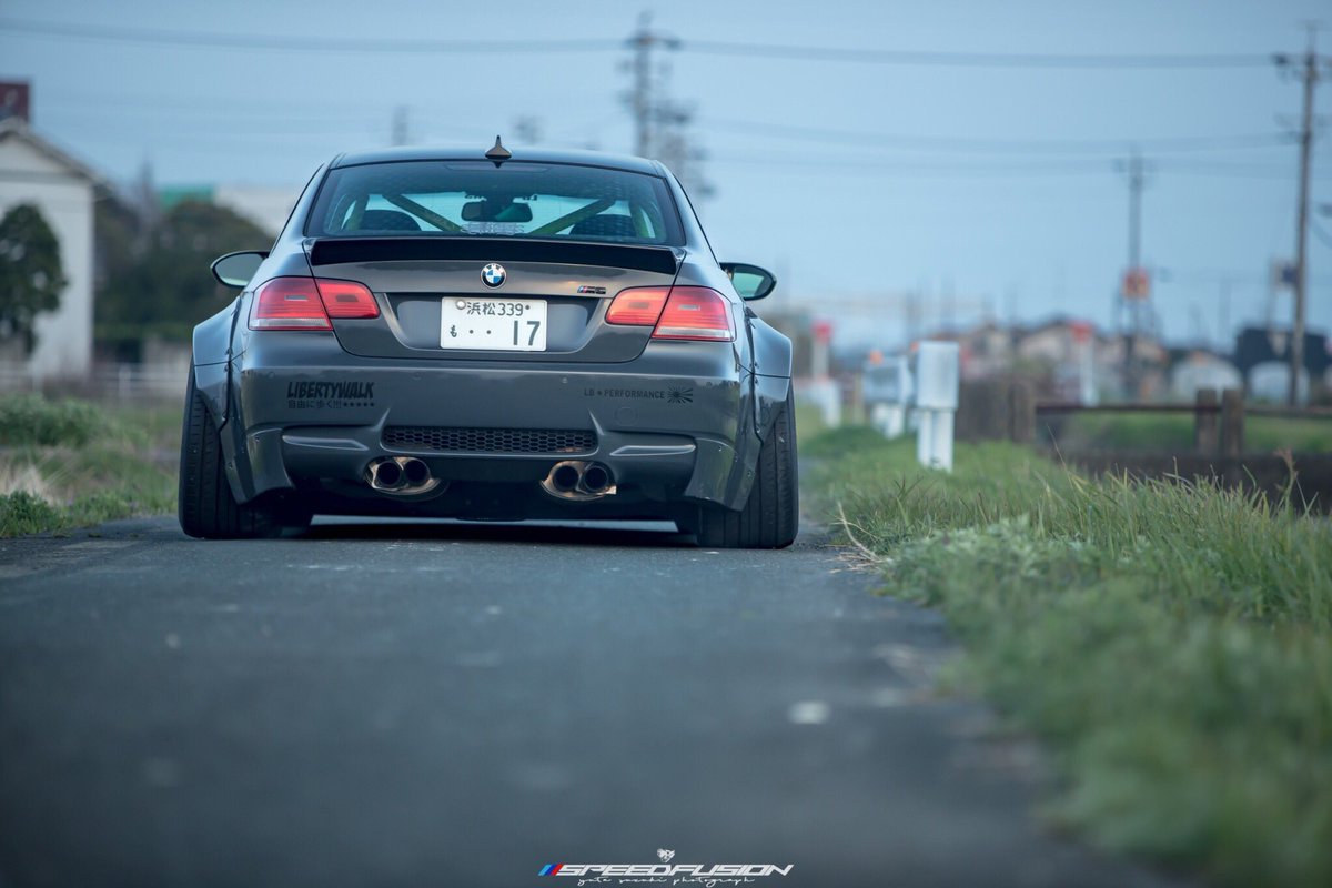 ZsanStars's tweet photo. 久々のクソ田舎シリーズ M3編

やっぱ田舎は良いですねえ……
#speedfusion #クソ田舎シリーズ https://t.co/mFgZV9evXA