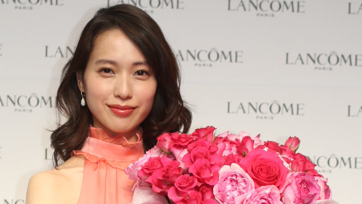 Lancome ランコム 公式 A Twitteren ランコム ミューズ戸田恵梨香さんの ラプソリュ ルージュ 07なら 大人仕立てのくすみピンクで やわらかな表情に 今なら阪急うめだ本店限定で お好きなリップをお試しされた先着100名様に 人気フレグランス ミ ラ クのミニ