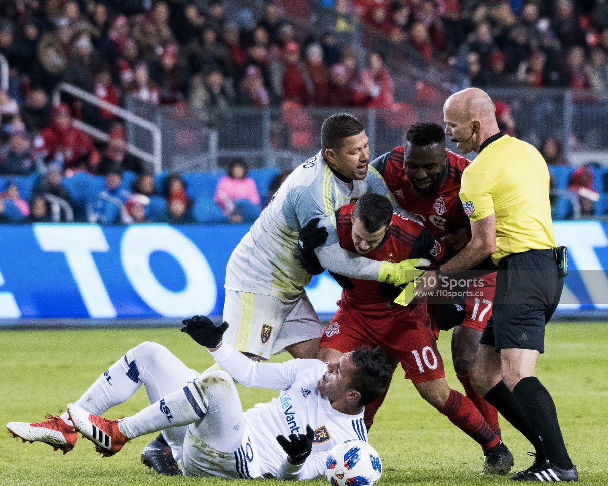 Don’t mess with the atomic ant 😄
#TORvRSL 
#F10SportsPhotography #F10Sports #TorontoFC #TFCLive #MLSLive #Soccer #Football  #SportsPhotography #6ix #ProstAmerika #TheBeautifulGame  #Photographer #CanPL #MLSSoccer #MLS  #BMOField #SebaThings #Seba #Giovinco #SebastianGiovinco