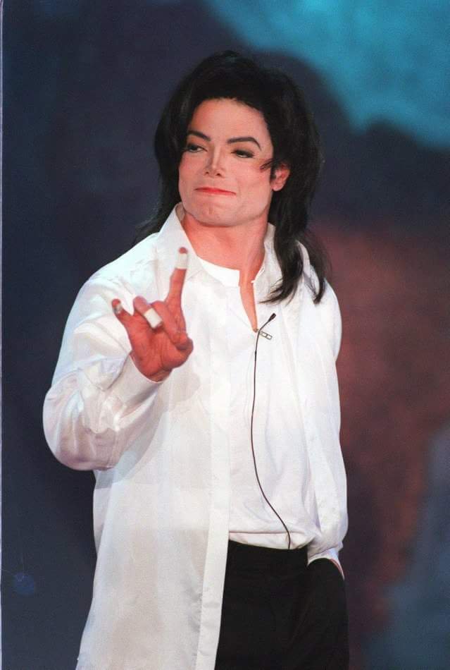   Happy Birthday Paris Jackson I love your 