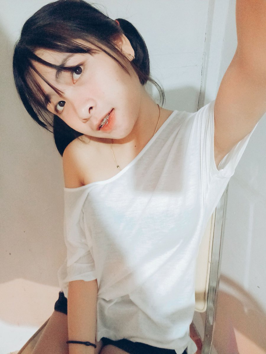 TYT_ewq's tweet photo. @fakecumclub น้องคนนี่เลยจ้าาาใสๆน่าเย็ด💦💦💦 https://t.co/aDCZlFlW8b