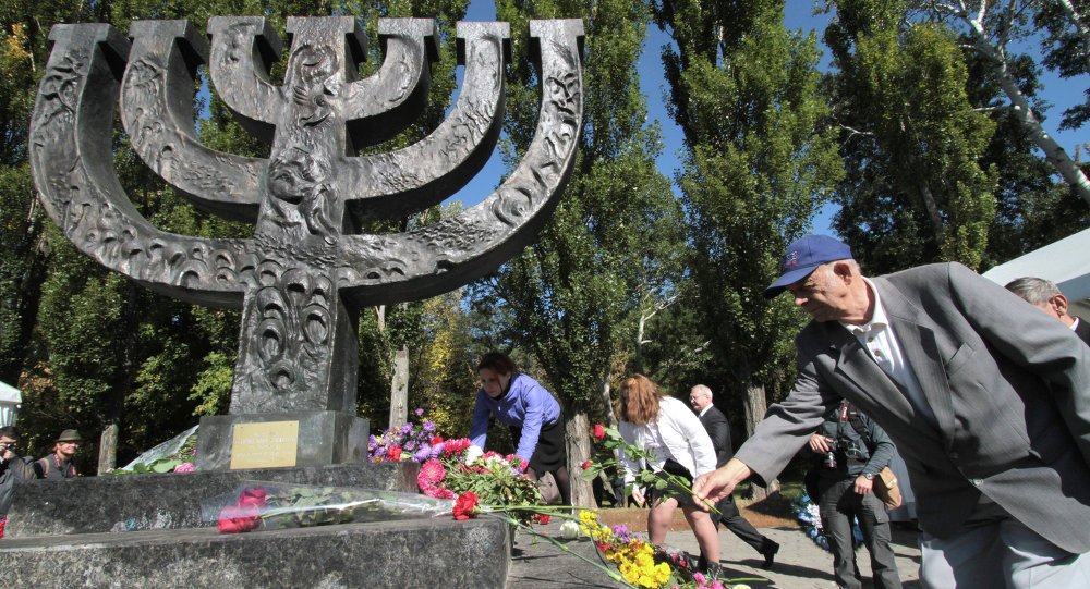 HunterNewsRu's tweet image. Ловкость рук: как Киев научился скрывать растущий в стране антисемитизм hunternews.ru/?p=42519