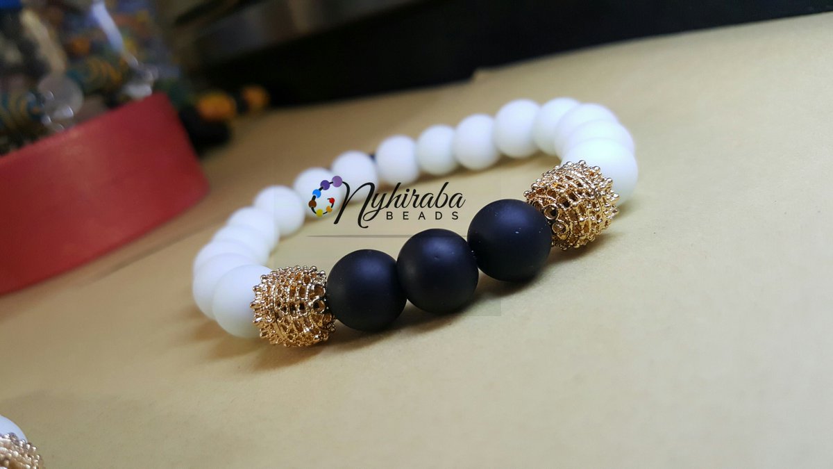 AmaGhanaba's tweet photo. First come first serve, Get this for 20gh only. Pick  up points for today  ONLY. 
 1.Tema community one center.
 2. Ashiaman traffic light. 
 3. Afariwaa junction off the michael Camp road.
Delivery services also available at a fee.
Call 📞 0548776694  to purchase. https://t.co/ZNolcvvZTV