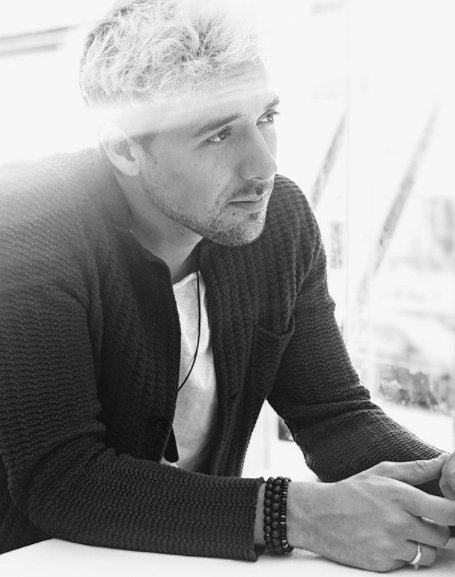 archivesDAMA's tweet image. 🌟🌟🍀👑THE BOYS👑🍀🌟🌟

@DAMAMusica @KASHAdama @cristovinhodama @CoimbraDAMA