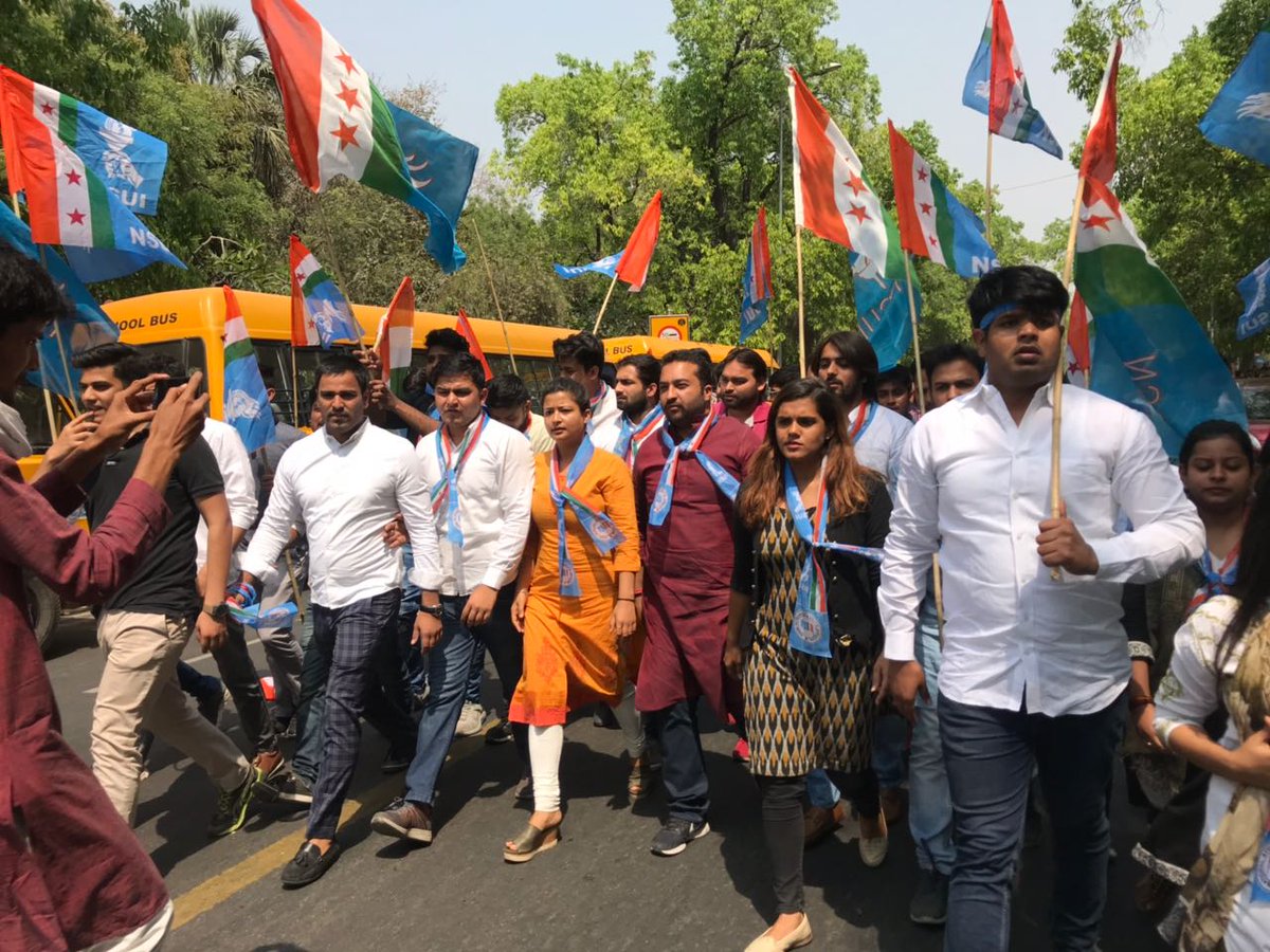 NSUI Team in the leadership of National President @Fairoz_JK Ji protested against #CBSEPaperLeak and entered Shastri Bhawan today. They demanded the resignation of CBSE Chairman to avoid future mismanagement and restore faith in CBSE.