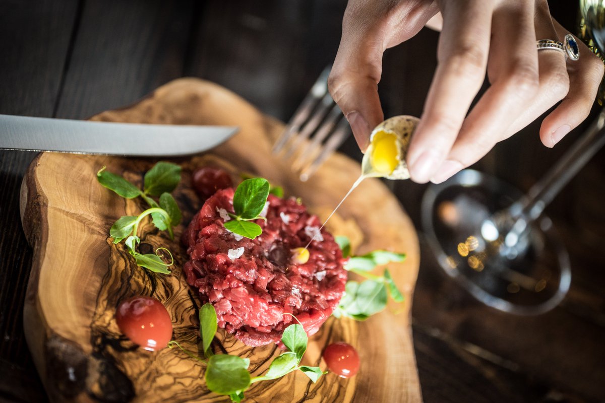 STEAK RESTAURANT (@steakedinburgh) on Twitter photo Our butchers <a href="/gourmetbutcher/">Donald Russell</a> hold the #RoyalWarrant, which means, when you dine with us, you'll eat like a king!
#Edinburgh #EdinburghRestaurants #FineDining Our butchers <a href="/gourmetbutcher/">Donald Russell</a> hold the #RoyalWarrant, which means, when you dine with us, you'll eat like a king!
#Edinburgh #EdinburghRestaurants #FineDining