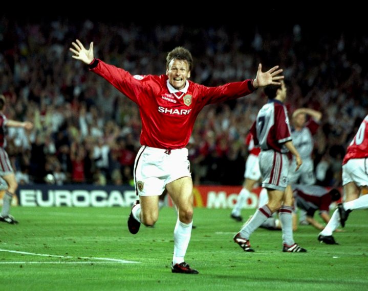  Happy 52nd Birthday, Teddy Sheringham!  The man was still knocking in goals 10 years ago! 