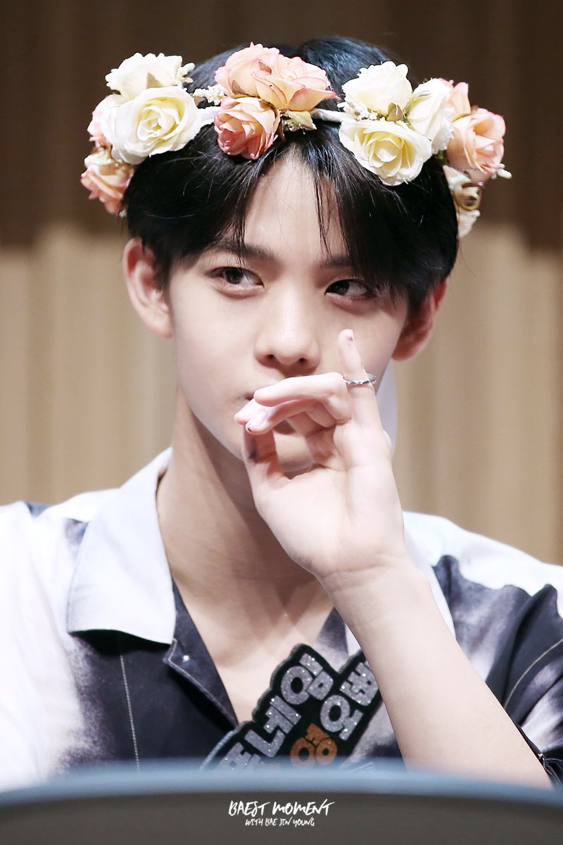 31+ Smiling Bae Jinyoung Cute Pictures