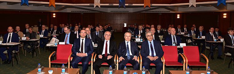 “2017 Yılı Faaliyetlerinin Değerlendirilmesi ve 2018 Yılı Hedeflerinin Belirlenmesi”ne yönelik Çalıştayımız; #csb Bak.Yrd. Mehmet CEYLAN, Gn. Md. V. M.Zeki ADLI, üst düzey yöneticilerimiz ve bölge müdürlerimizin katılımı ile gerçekleşmiştir.                tkgm.gov.tr/tr/icerik/2018…