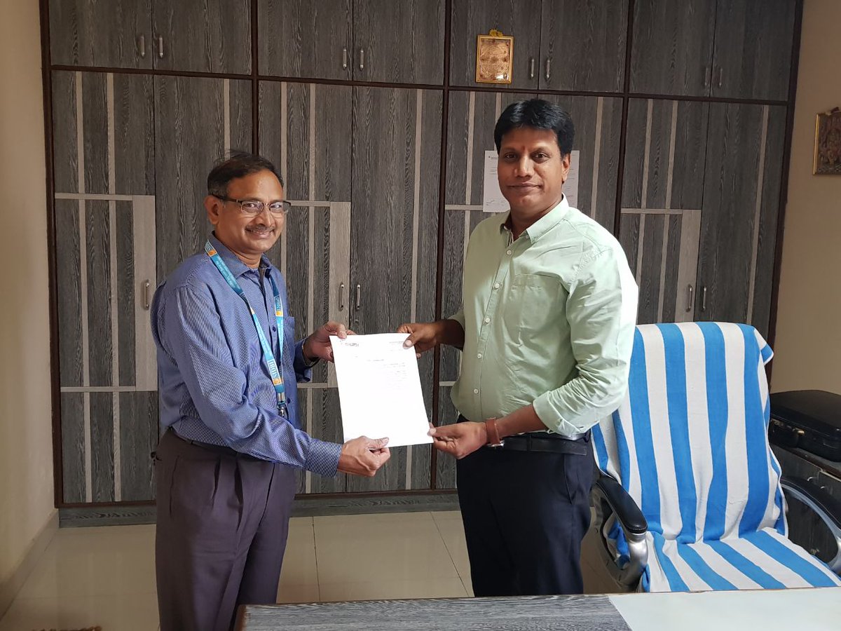 sidbiofficial's tweet photo. Many #Entrepreneurs shared their stories, how they became #JobGiver from #JobSeeker. A small push from within, a supporting hand of #SIDBI and they are achieving the milestones. Way to go... still... https://t.co/JW234011OL