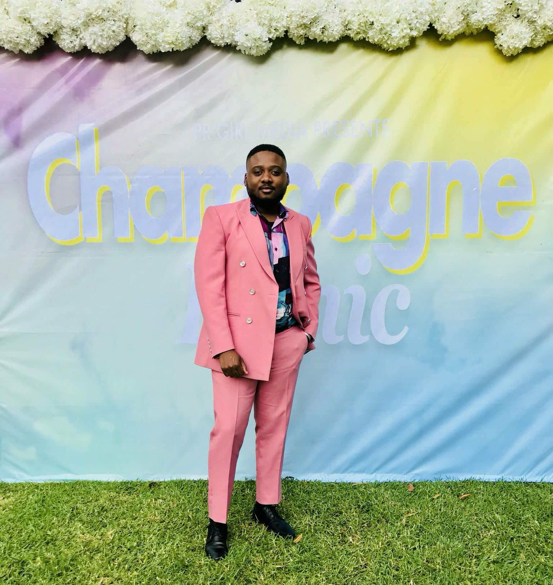 NkandaYatu's tweet photo. @peter_mylife Wearing a two piece double breasted suit by us  During the champagne panic hosted by @PRGirlMedia

#Nkandayatu
#madeinzambia
#FashionLife#fashionmovement https://t.co/ldUB3a5U0Y
