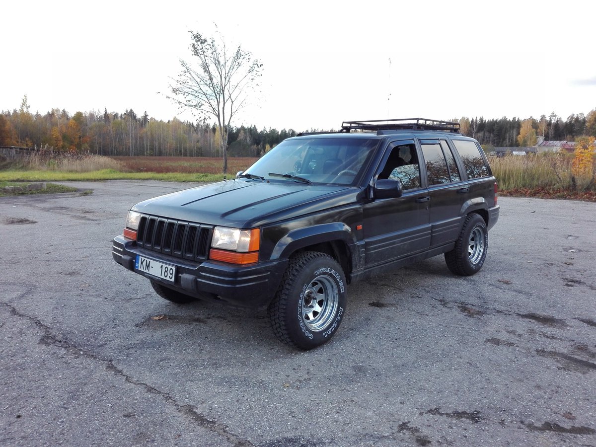 JanisK_RWD's tweet photo. Un dažas Jeep bildes no 2017gada vasaras https://t.co/sblujn5OTg