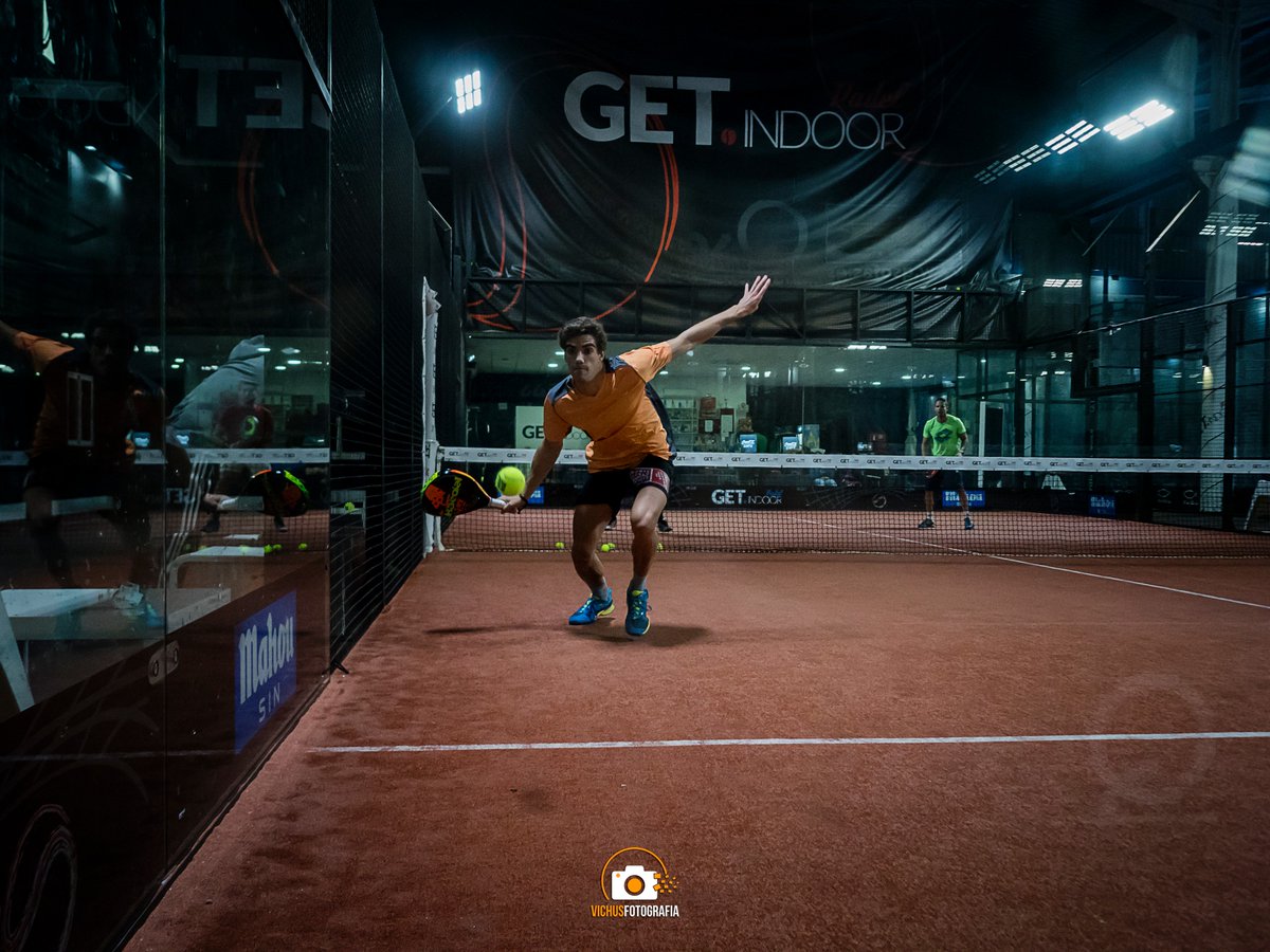 Entrenamiento de <a href="/jlebronc/">Jerika Lebrón</a> en el club <a href="/getindoorpadel/">Get Indoor Padel</a> #padel #entrenamientos #wpt #olympus #zuikodigital #fotografiadeportiva
