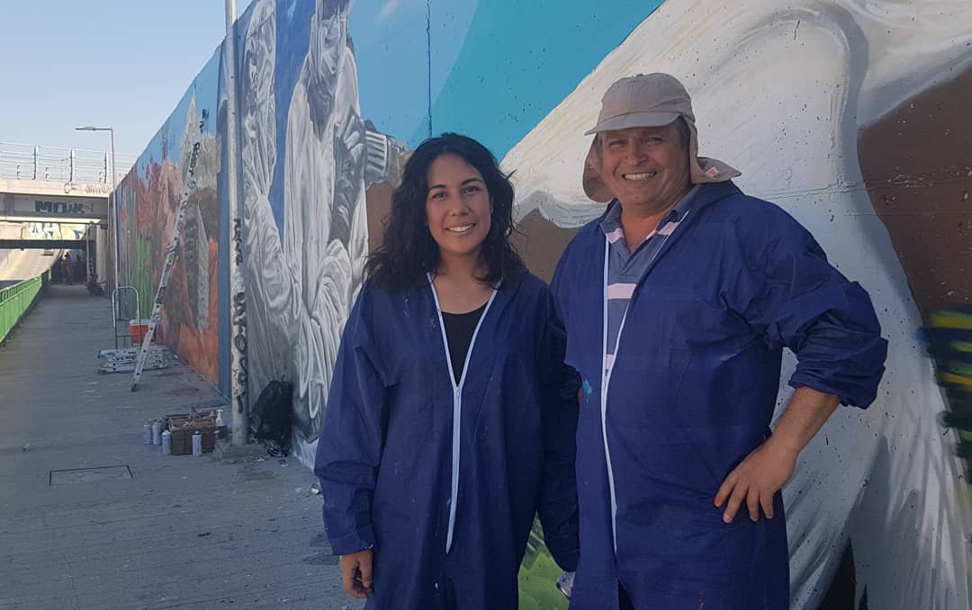 corpo_quilicura's tweet photo. ¡Ellos ya son voluntarios! 
Solo faltas tú 😃

Requisitos: 
- Mayor de 18 años, vivir en Quilicura 
- Tener ganas y querer aprender
- Disponibilidad lunes, miércoles y viernes de 10 a 14.

Preséntate directamente en el mural hoy y mañana a las 10:00 am 

Más info 👇 #Quilicura https://t.co/xse4d8wegP