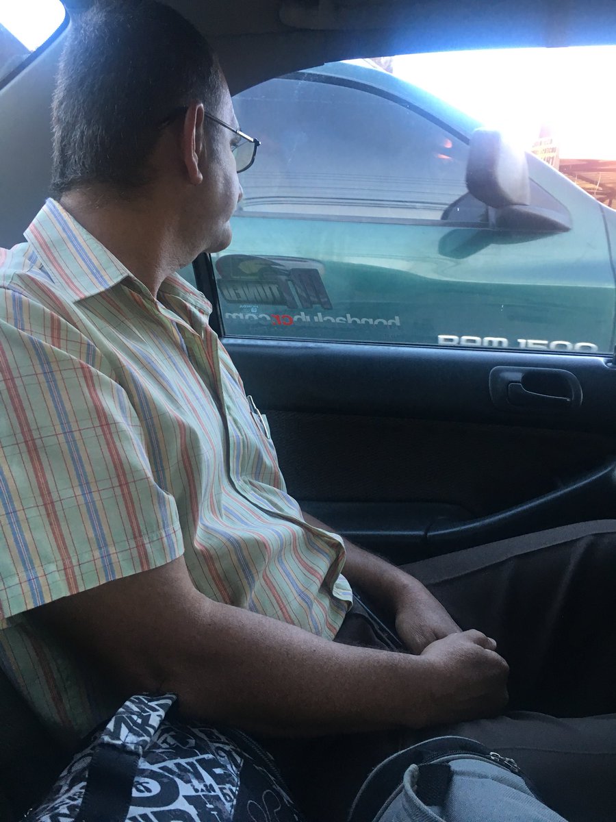 gmata25's tweet image. Hoy mi papá empieza a trabajar, después de 2 años de no tener trabajo y a sus 57 años; no se imaginan la felicidad ♥️