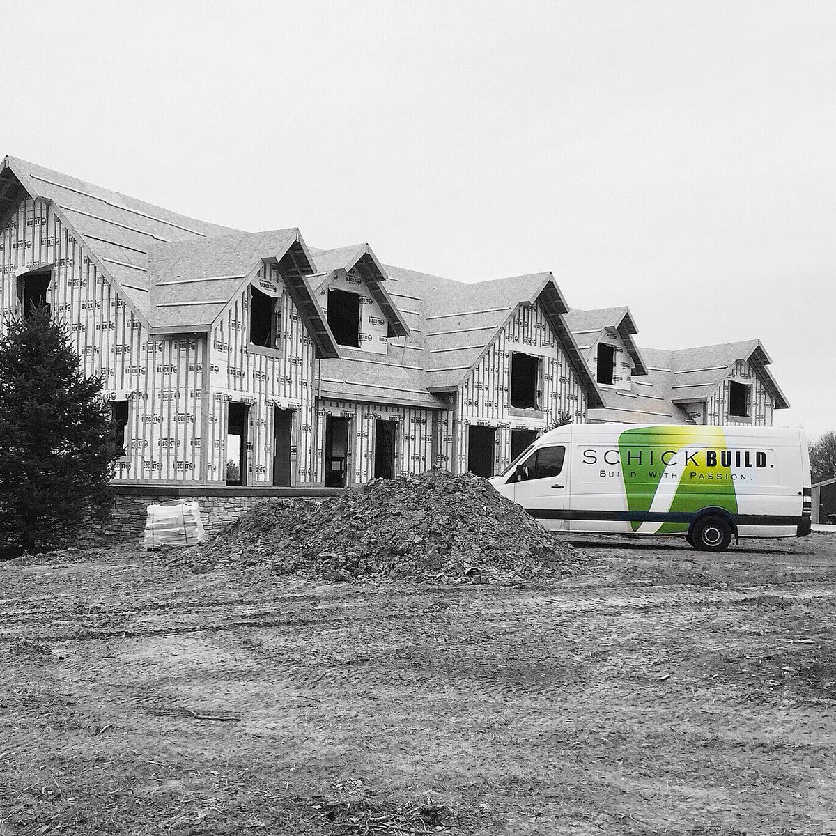 SchickBUILD's tweet photo. #buildwithpassion #handcraftedinamericasheartland https://t.co/RNNK82bCvy