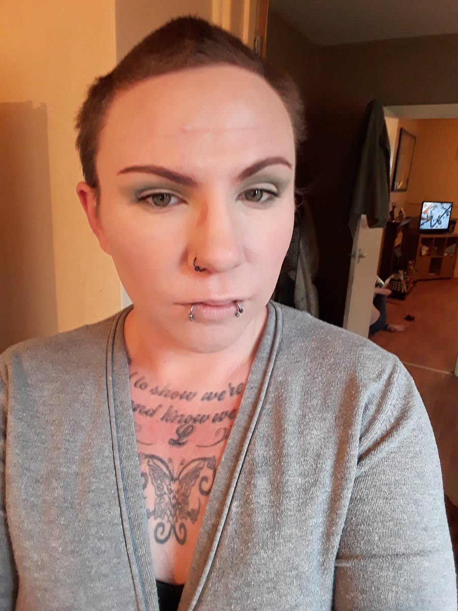 ophelia_eternal's tweet photo. When your #restingbitchface is always angry mum / suspicious spouse thanks to a partially #paralised face due to yrs of #migraine 😶 my eyebrows will never be twins 😅 they're forever fighting. #spoonie #makeupstruggle https://t.co/DmOZVrC6vH
