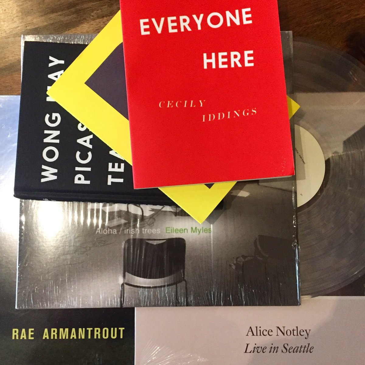 Curbside Bks&Rcrds tweet media