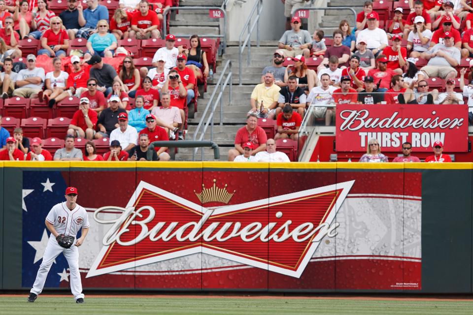 Anheuser-Busch spent an estimated $350 million on U.S. sports sponsorships in 2016, but the beer giant thinks the sports sponsorship model is broken. Here's what they're unveiling to shake up the industry: forbes.com/sites/kurtbade…