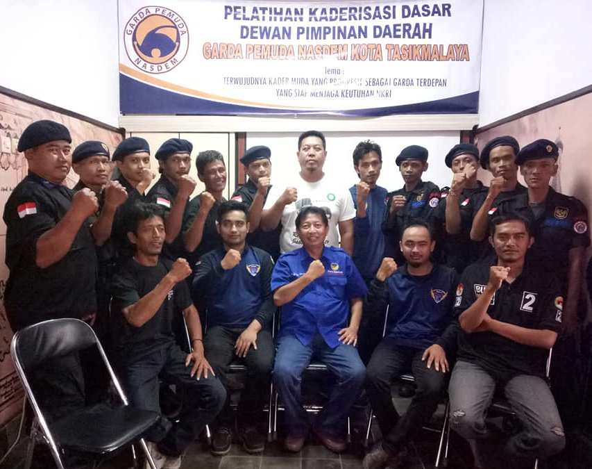 Dewan Pimpinan Daerah (DPD) Partai NasDem Kota Tasikmalaya menggelar Pelatihan Kaderisasi Dasar <a href="/PemudaNasDem/">Garda Pemuda NasDem</a>  Kota Tasikmalaya di kediaman Sekretaris Garda Pemuda NasDem, Rizal di Jalan Bojong, Kota Tasikmalaya

Selengkapnya di partainasdem.id/read/4567/2018…