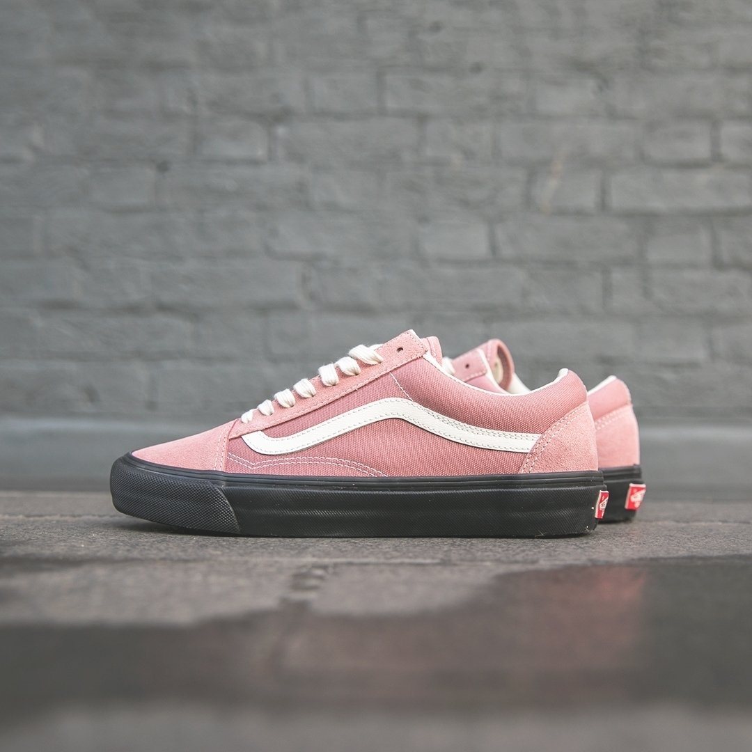 vans store availability