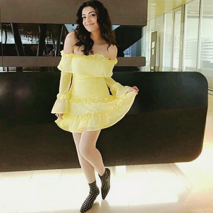 PalepuGouri's tweet photo. #heyindu #heyindu Angel @MsKajalAggarwal โค You are gorgeous. ..Stunning Beauty โค
#MLA #runningsuccessfullyallover ๐#kajalalaggarwal #superbexpressions โค #BeautifulActing โค Love you #KajalAggarwal โค https://t.co/ELpiKbv1s6