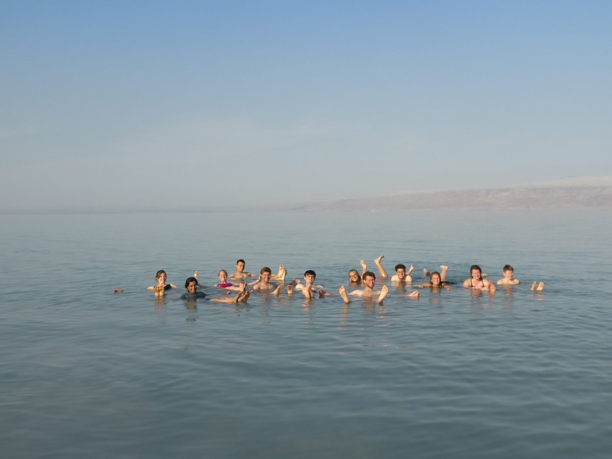 BrentNagtegaal's tweet photo. Just floating around! #deadsea #aftertrip #2018OphelExcavations https://t.co/K4RTEAlqCE