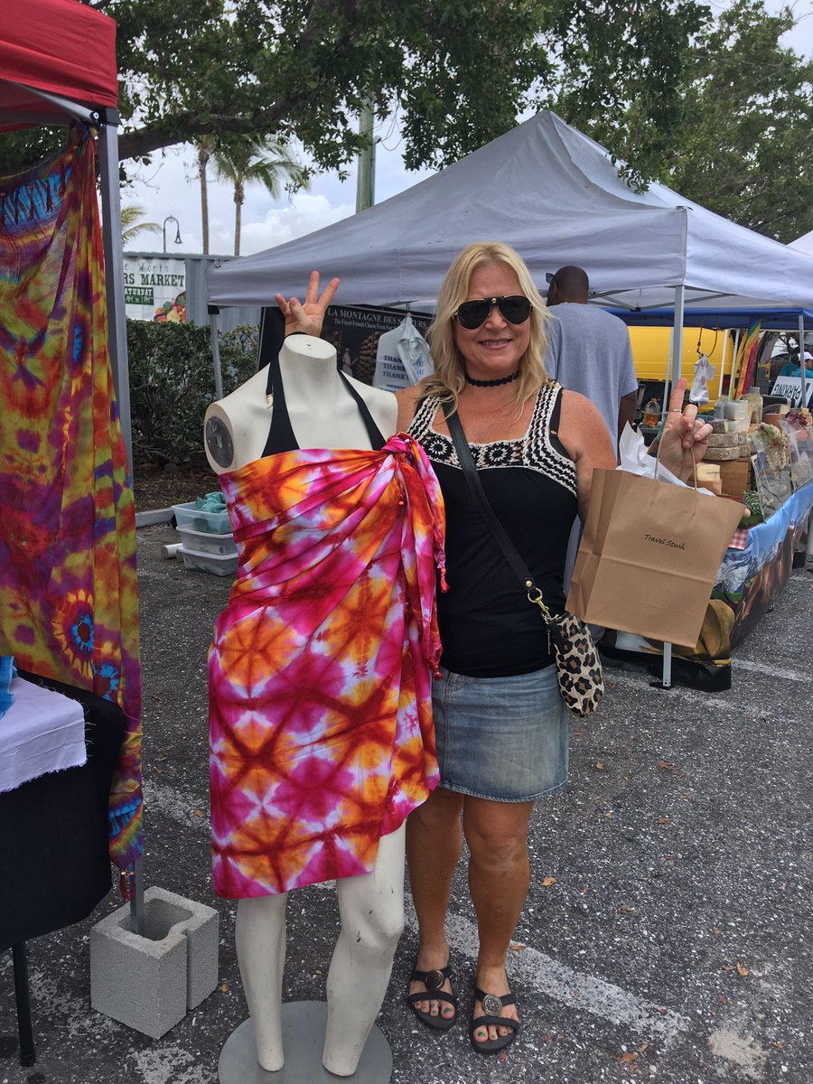 TravelStush's tweet photo. Our Easter weekend was a blessing! We welcomed Suzanne (no pic), Debbie, 
Susan, Donna and Laura @llordi69 to the Stush family!! I love our amazing Stush family! Happy Monday! Let's go! #travelstush #letsgo https://t.co/q9gggN0txa