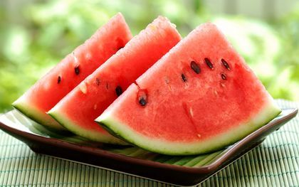 Five fruits of love that will enhance your sex drive. buff.ly/2pZ5uhq #ErectileDysfunction #antiaging
