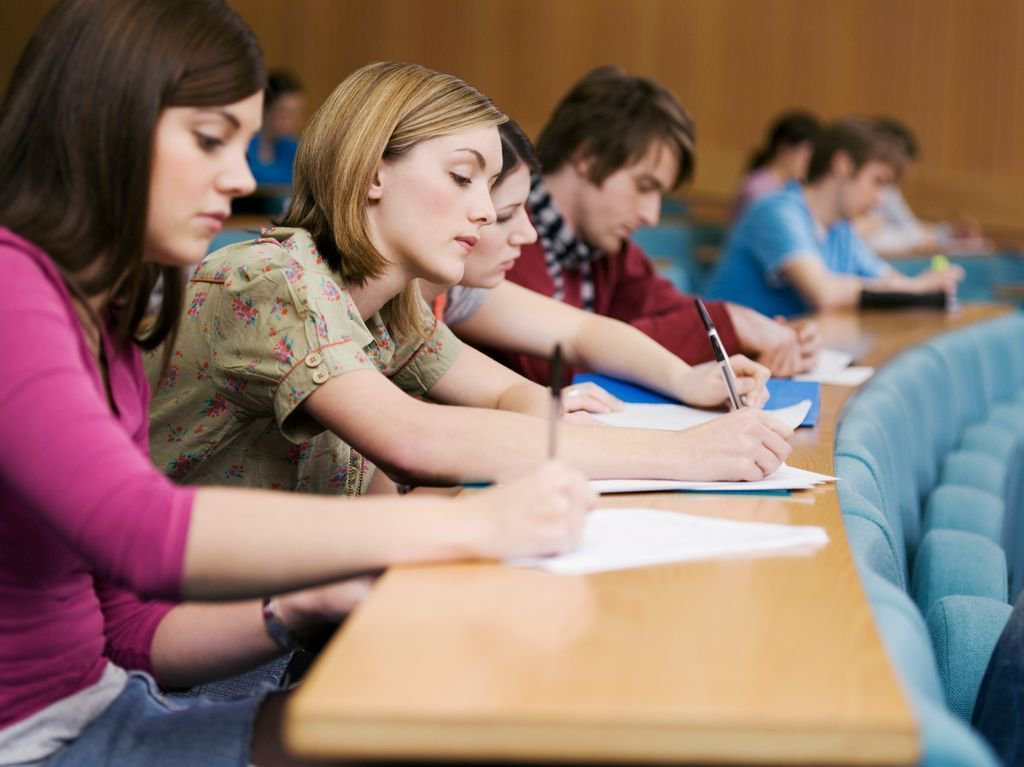 MatchSolicitors's tweet photo. If you think that your university is in breach of its contract with you, you will need clear evidence to support your case.

To give your case the best chance of succeeding, take a look at our blog.

https://t.co/IG6mPsHh6F https://t.co/OO70uktsRi