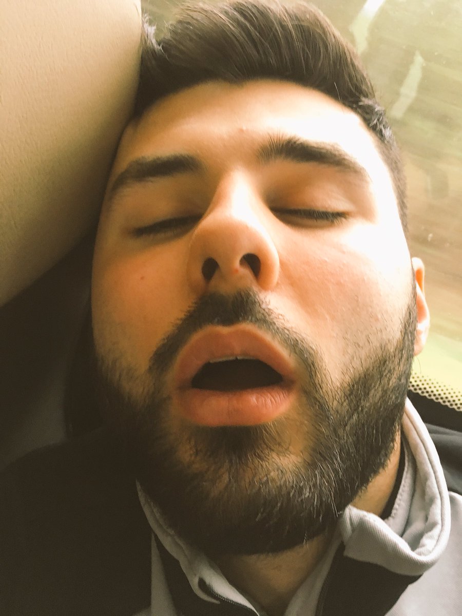 mkdonsSETtour's tweet image. Another year nearly done, another tired Charlie #alltuckeredout