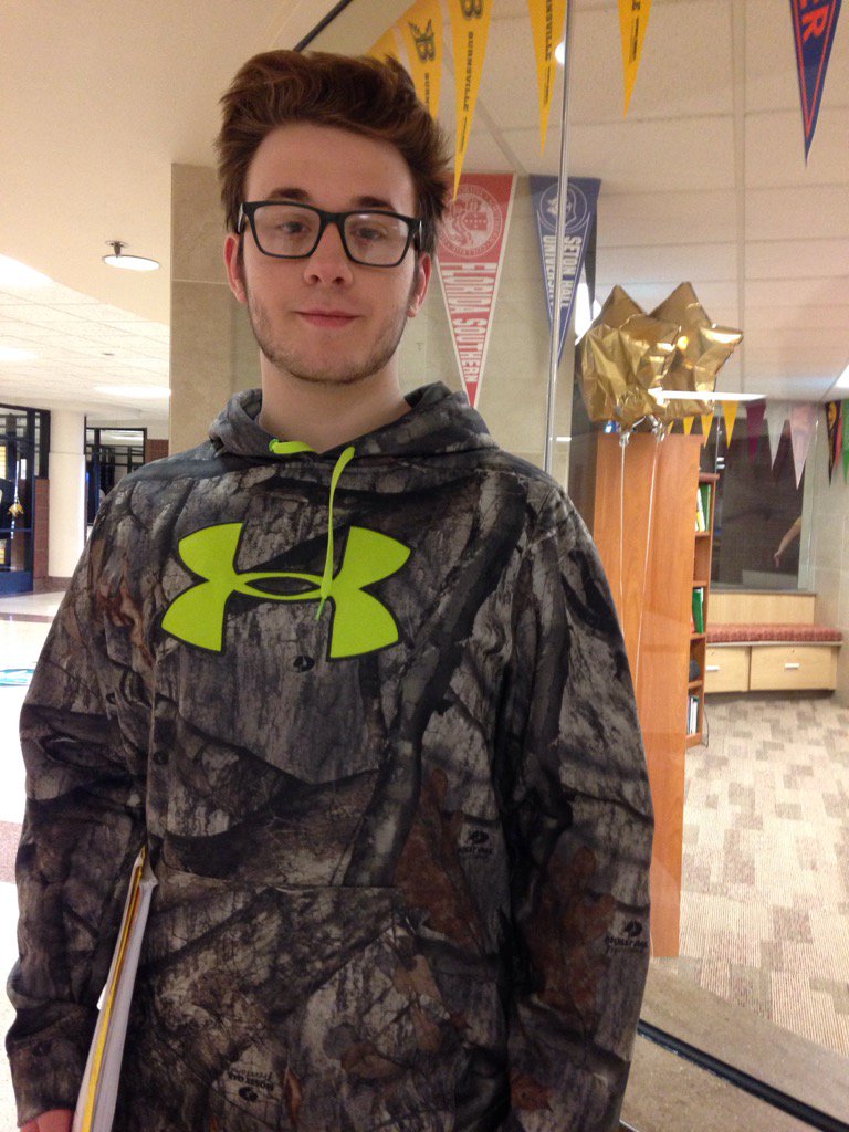 dempsey105's tweet photo. Congratulations Ben A. recipient of the InverHills CC workforce scholarship!! #EMT@IH #one91healthcareRocks #BHSproud https://t.co/yqKBQMLfbM