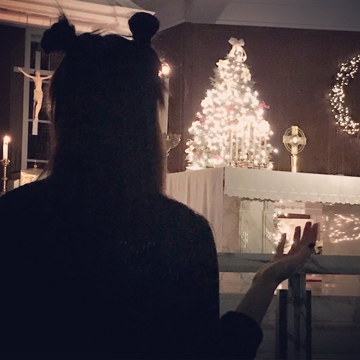 FirstFridaysF3's tweet image. Happy Easter! What better way to celebrate the Resurrection than by spending some time with Jesus in Eucharistic Adoration? Join us THIS Friday at 7!