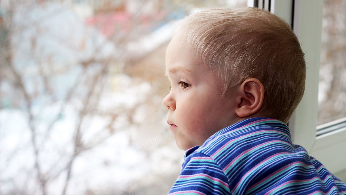 nycHealthy's tweet image. It&apos;s #WindowSafetyWeek! Here&apos;s some #MondayMotivation to make sure your window guards are properly installed. They can save your child&apos;s life! Learn more: on.nyc.gov/windowguards