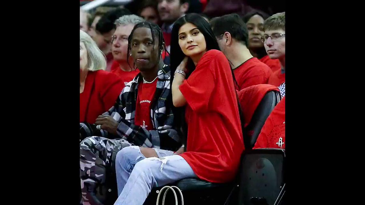 Travis Scott Kylie Jenner Family Picture Baaz