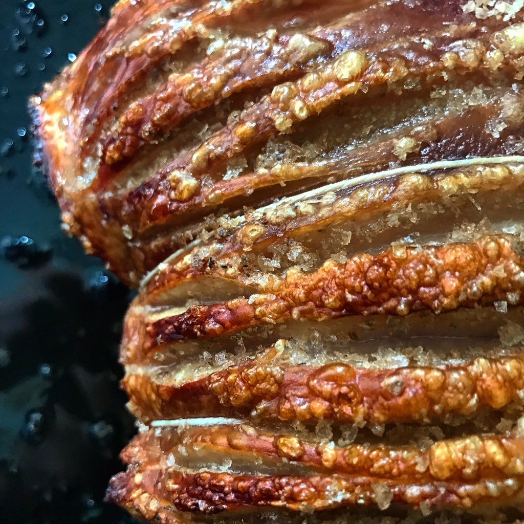 Helen Upshall - Food Stylist (@helenupshall) on Twitter photo Crackin' crackling on our stunning Easter joint from Bonners of Ilminster. Rubbed with smoked <a href="/CornishSea_Salt/">Cornish Sea Salt</a> for an extra special, smoky crunch 👌🏻 #shoplocal #southwestfood #roast #pork #foodstylist Crackin' crackling on our stunning Easter joint from Bonners of Ilminster. Rubbed with smoked <a href="/CornishSea_Salt/">Cornish Sea Salt</a> for an extra special, smoky crunch 👌🏻 #shoplocal #southwestfood #roast #pork #foodstylist