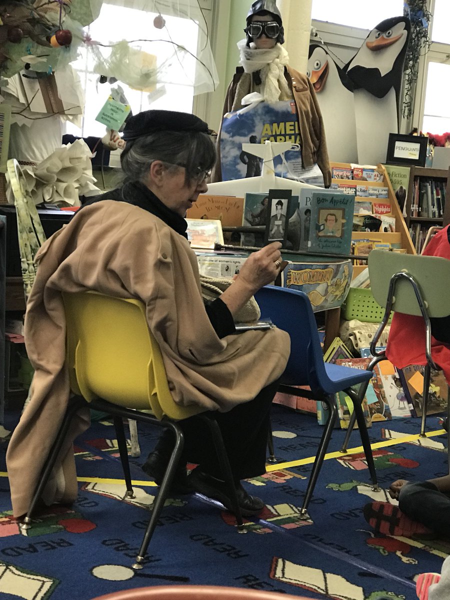 VanMetreKinder's tweet photo. The amazing Mrs. Saretzky acting out a Rosa Parks biography. @SlackwoodSchool @JayBilly2 https://t.co/WPLr2pc0a4