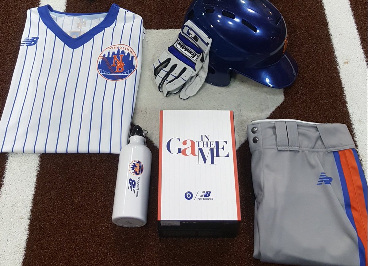 new balance baseball gear