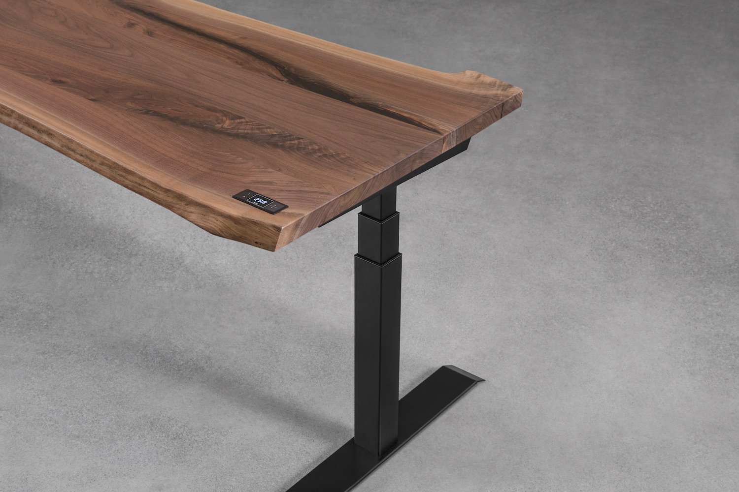 Ergonofis On Twitter Another One From This Beauty The Alive Desk A Premium Height Adjustable Frame Combined With An Exquisite Walnut Live Edge Slab Two Inches Thick There Is Really No Compromise For The Alive Desk Builttomove Sitstanddesk