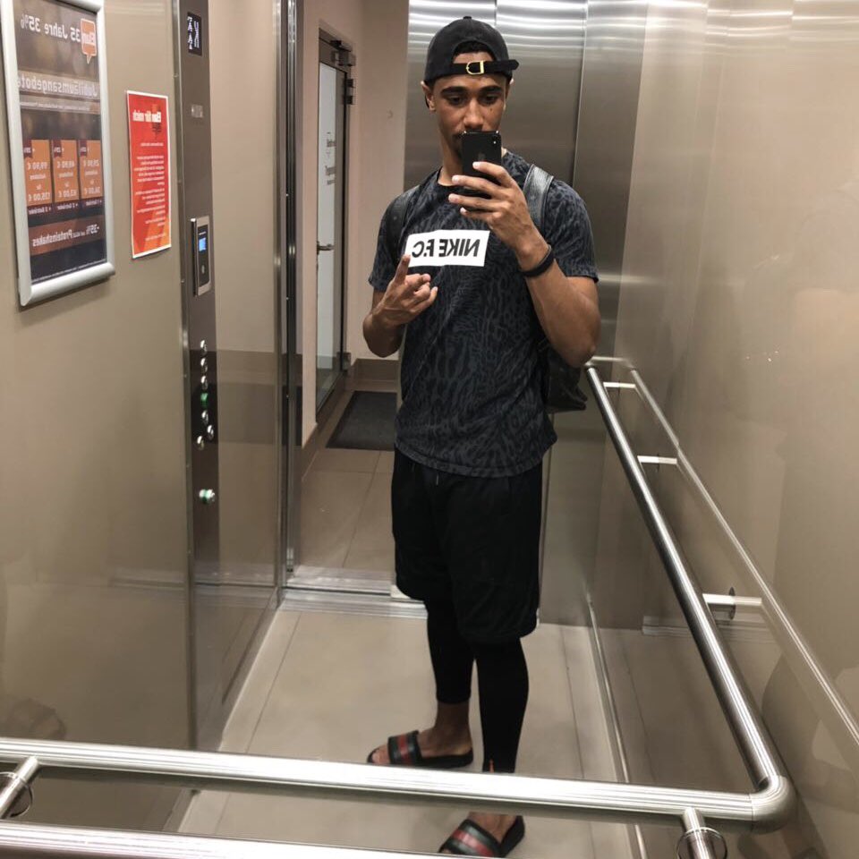noahbazee's tweet photo. Hope you all had a blessed Easter 😘 https://t.co/b5gzyafqqu