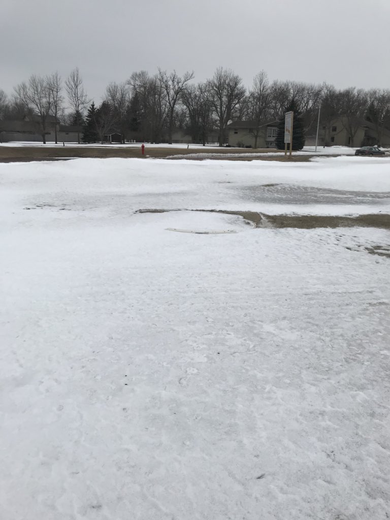 EEThrowsCoach's tweet photo. Is it really April 2nd??? Pic taken from the middle of my shot sector looking toward the toe board. #whosinchargehere #mothernatureisbipolar #globalwarmingisfake #6monthsofwinter https://t.co/TcczblWvlo